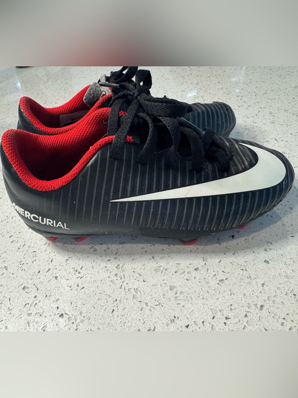 Nike Kids Black & Red Vapor Mercurial Soccer Cleats